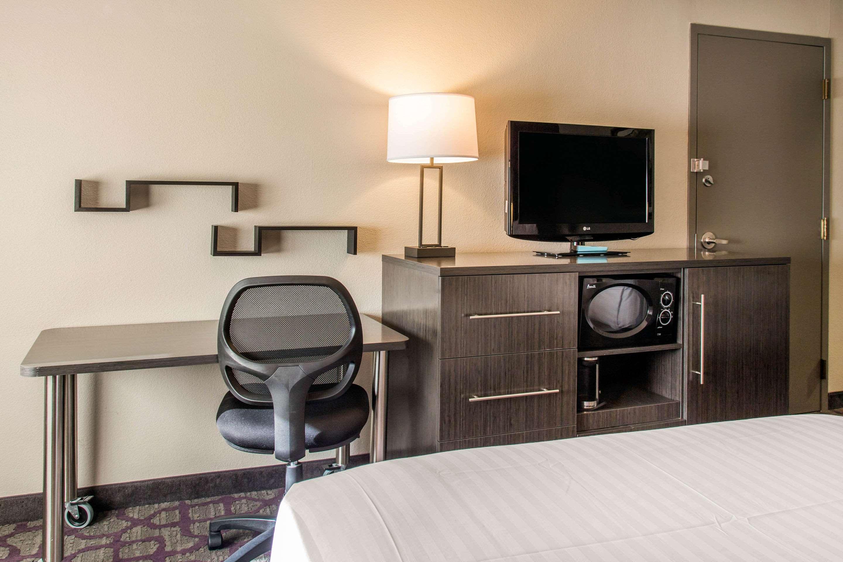 Comfort Inn Largo-Washington Dc East Ъпър Марлборо Екстериор снимка